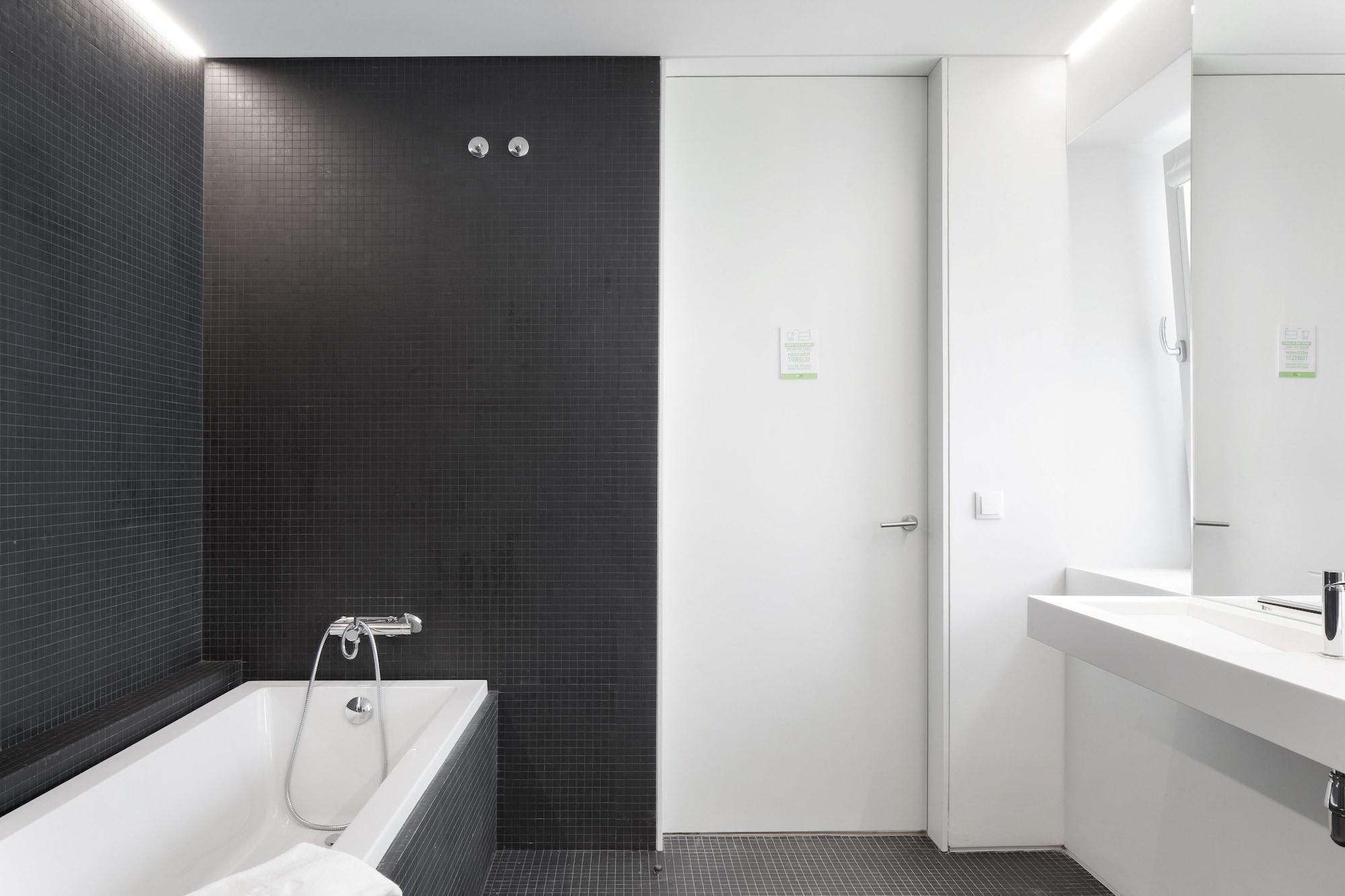 Ascensor Da Bica - Lisbon Serviced Apartments Exterior photo